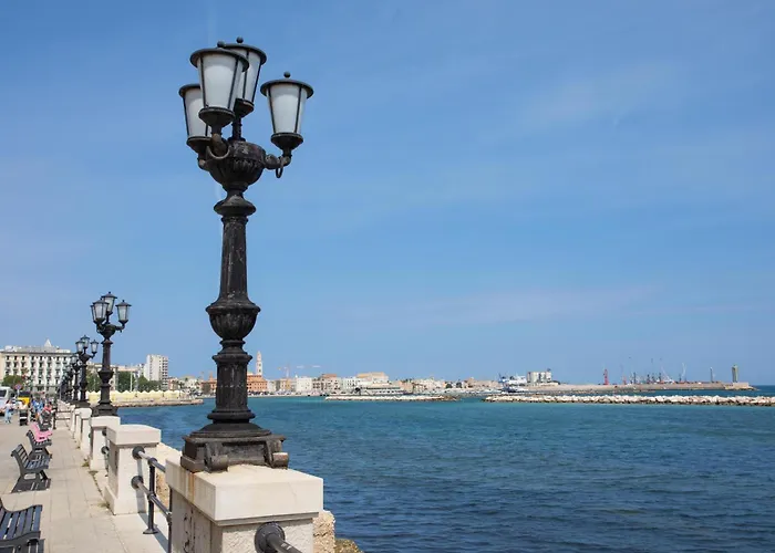 Light - Cattaro 65 * Bari